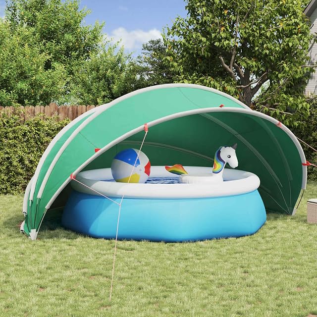 Cúpula de piscina Versear verde de 500 cm de lado y 236 cm de alto, levantada sobre varillas flexibles de fibra de vidrio