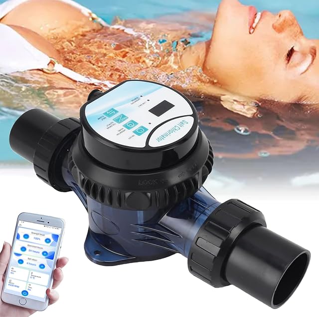 Generador de cloro salino HNBYLMM con panel digital, instalado en la línea de impulsión de una piscina enterrada